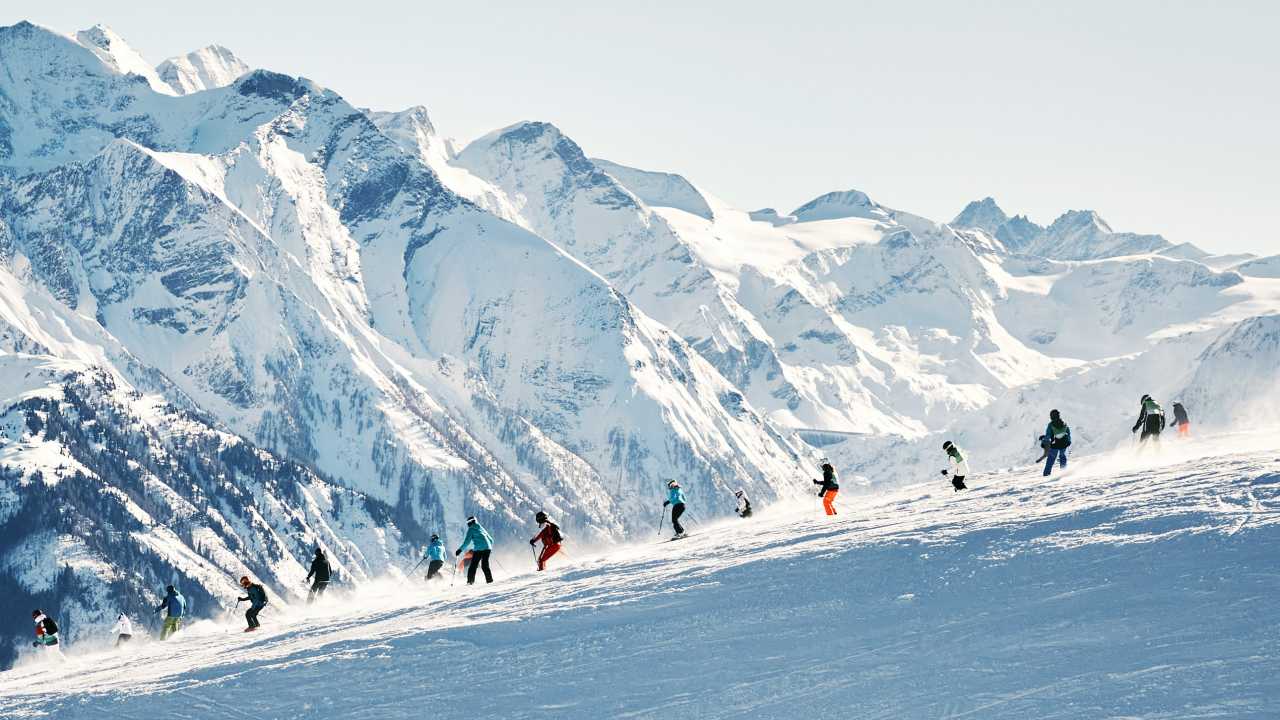 The Ultimate Western Guide to Europe's Top Ski Resorts in 2024